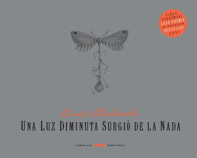 Una luz diminuta surgió de la nada